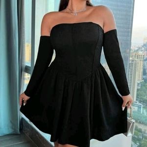 Sleeve/Less Dress